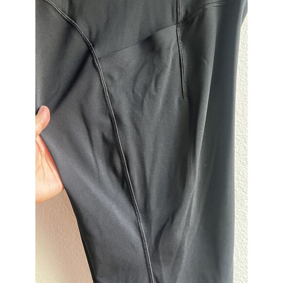 Lululemon Swift Speed High-Rise Tight 28" - Black Barry's Bootcamp Edition - 10 - Picture 16 of 16